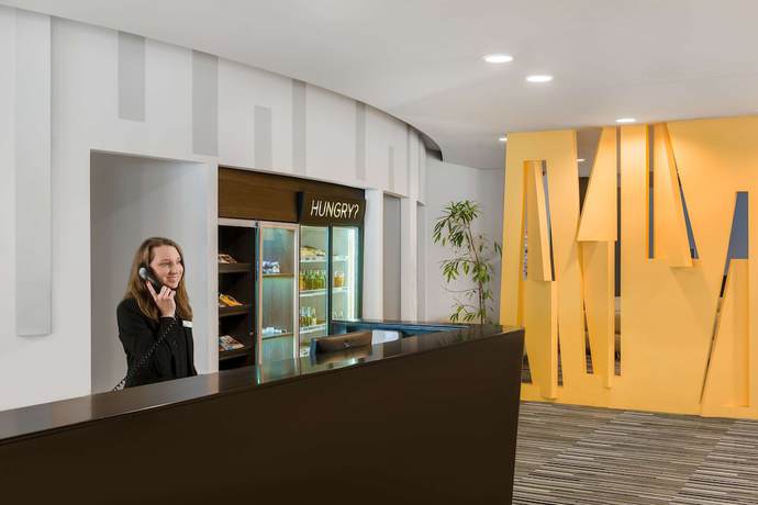 Imagen de los interiores del Hotel Park Inn By Radisson Budapest. Foto 20