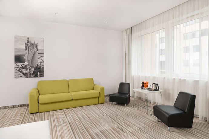 Imagen de la habitación del Hotel Park Inn By Radisson Budapest. Foto 13