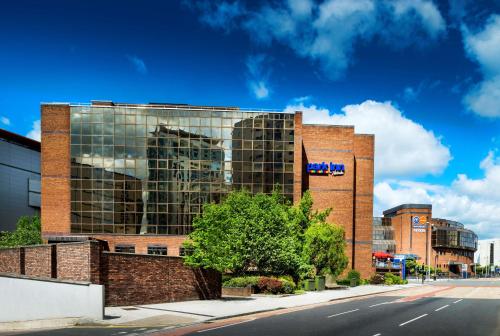 Imagen general del Hotel Park Inn By Radisson Cardiff City Centre. Foto 8