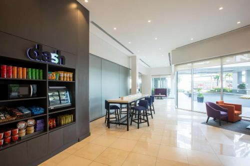 Imagen general del Hotel Park Inn By Radisson Clark. Foto 4