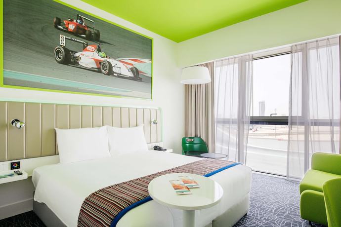 Imagen de la habitación del Hotel Park Inn By Radisson Dubai Motor City. Foto 6
