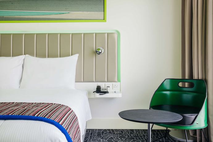 Imagen de la habitación del Hotel Park Inn By Radisson Dubai Motor City. Foto 10