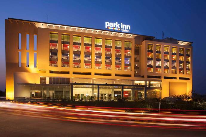 Imagen general del Hotel Park Inn By Radisson Gurgaon Bilaspur. Foto 1