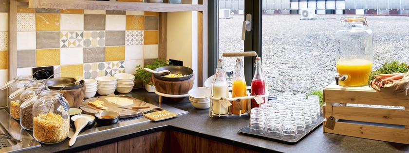 Imagen del bar/restaurante del Hotel Park Inn By Radisson Hasselt. Foto 6