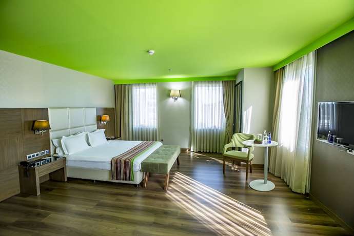 Imagen de la habitación del Hotel Park Inn By Radisson Istanbul Asia Kavacik. Foto 14