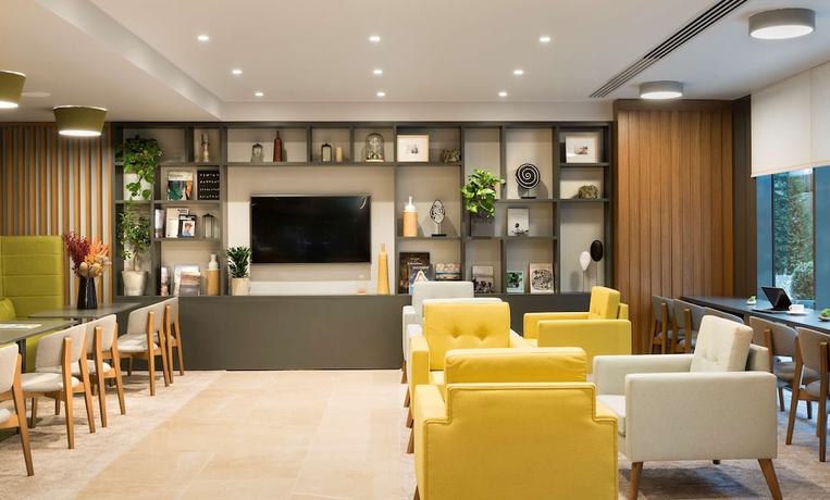 Imagen de los interiores del Hotel Park Inn By Radisson Istanbul Atasehir. Foto 16