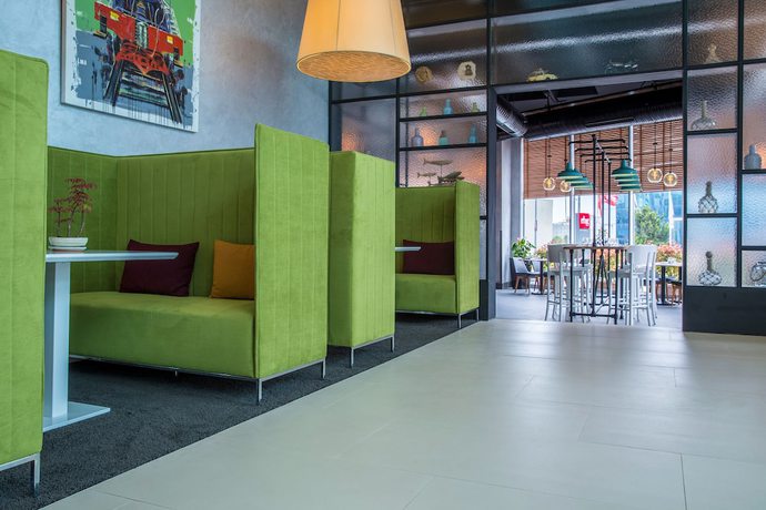 Imagen de los interiores del Hotel Park Inn By Radisson Istanbul Ataturk Airport. Foto 17