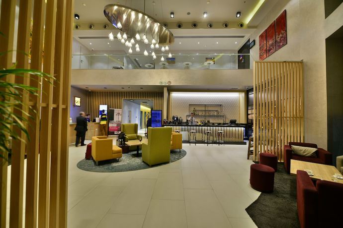 Imagen del bar/restaurante del Hotel Park Inn By Radisson Istanbul Ataturk Airport. Foto 5