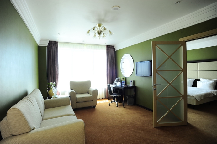 Imagen de los interiores del Hotel Park Inn By Radisson Izhevsk. Foto 16