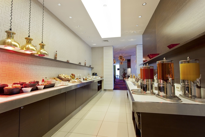 Imagen del bar/restaurante del Hotel Park Inn By Radisson Kazan. Foto 5