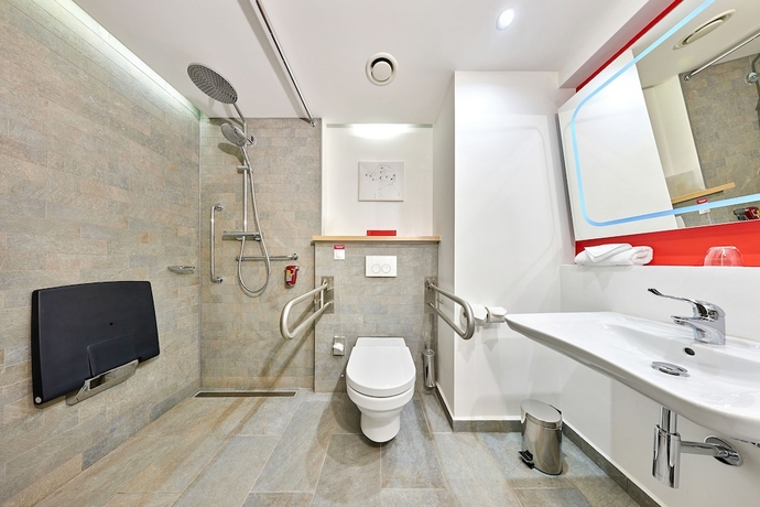 Imagen de la habitación del Hotel Park Inn By Radisson Kyiv Troyitska. Foto 4