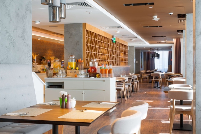 Imagen del bar/restaurante del Hotel Park Inn By Radisson Kyiv Troyitska. Foto 2