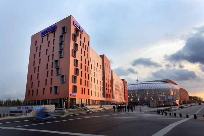 Imagen general del Hotel Park Inn By Radisson Lille Grand Stade. Foto 1