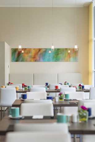 Imagen del bar/restaurante del Hotel Park Inn By Radisson Linz. Foto 4