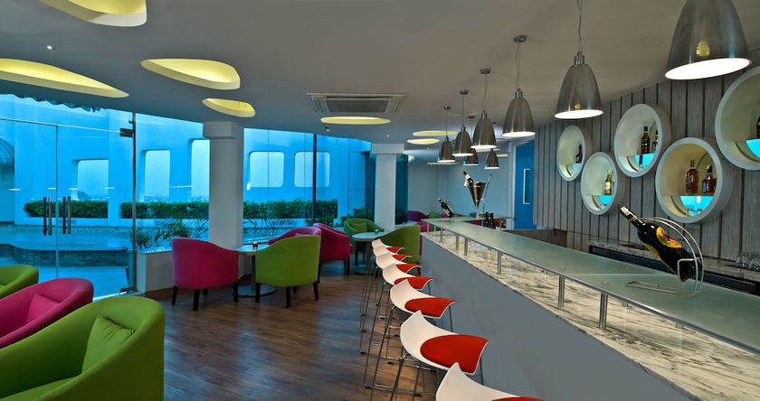 Imagen del bar/restaurante del Hotel Park Inn By Radisson New Delhi Ip Extension. Foto 7