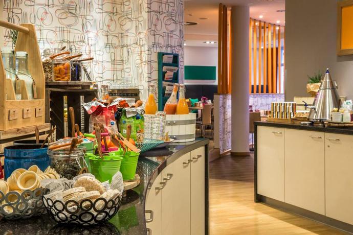 Imagen de los interiores del Hotel Park Inn By Radisson Nuremberg. Foto 23