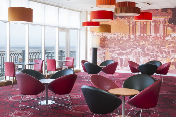 Imagen de los interiores del Hotel Park Inn By Radisson Palace Southend-on-sea. Foto 16