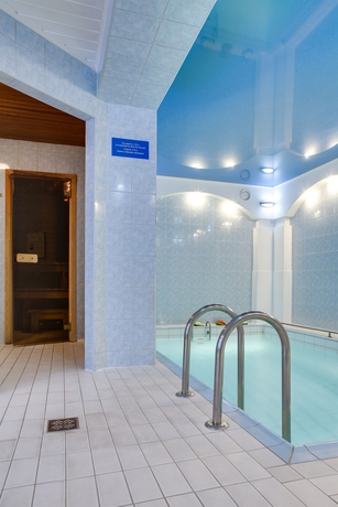 Imagen de la piscina del Hotel Park Inn By Radisson Poliarnie Zori. Foto 15