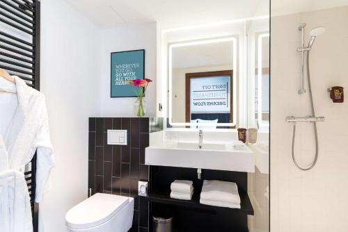 Imagen de la habitación del Hotel Park Inn By Radisson Poznan. Foto 14