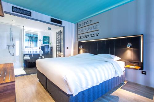 Imagen de la habitación del Hotel Park Inn By Radisson Poznan. Foto 20