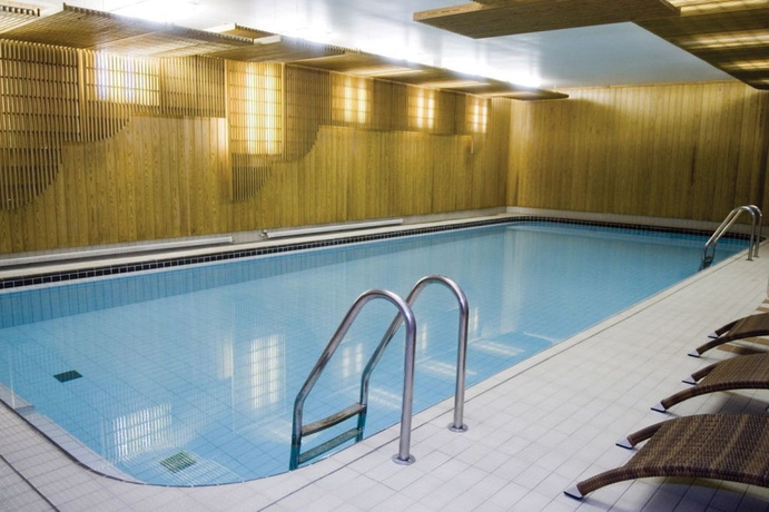 Imagen de la piscina del Hotel Park Inn By Radisson Pulkovskaya and Conference Centre St Petersburg. Foto 15