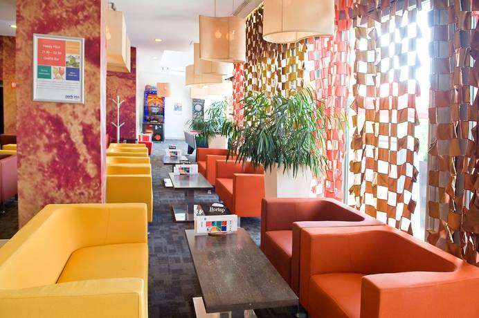 Imagen de los interiores del Hotel Park Inn By Radisson Sárvár Resort and Spa. Foto 15