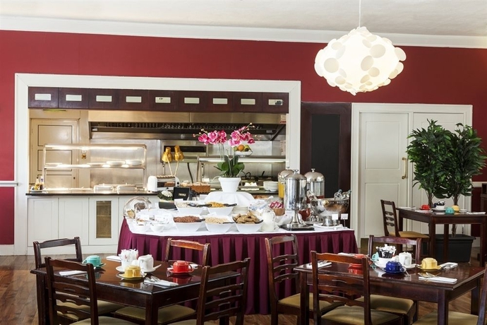 Imagen del bar/restaurante del Hotel Park Inn By Radisson Shannon Airport. Foto 2