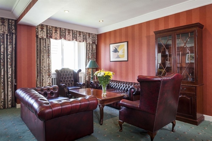 Imagen de los interiores del Hotel Park Inn By Radisson Shannon Airport. Foto 11