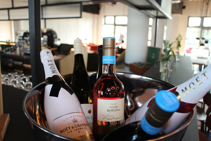 Imagen del bar/restaurante del Hotel Park Inn By Radisson Wismar. Foto 6