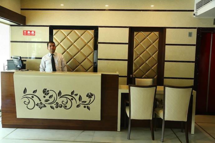 Imagen de los interiores del Hotel Park Inn, Chandigarh. Foto 19