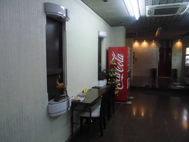 Imagen de los interiores del Hotel Park Inn. Foto 11