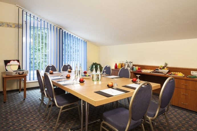Imagen de los interiores del Hotel Park Inn Munich East. Foto 16