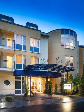 Imagen de los exteriores del Hotel Park Inn Munich East. Foto 10