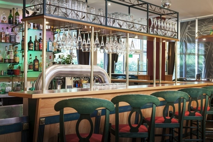 Imagen del bar/restaurante del Hotel Park Inn Munich East. Foto 6