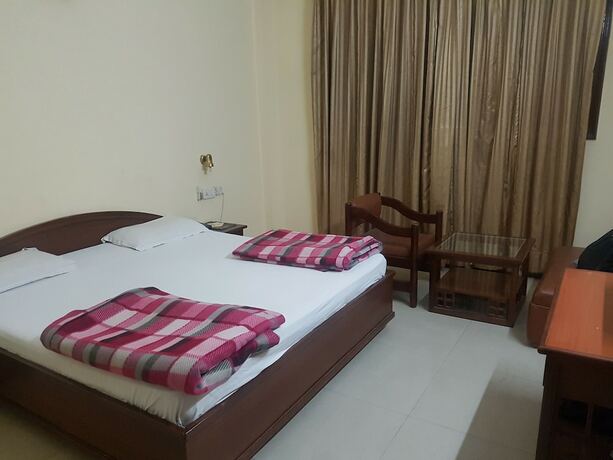 Imagen de los interiores del Hotel Park Inn, Parwanoo. Foto 25