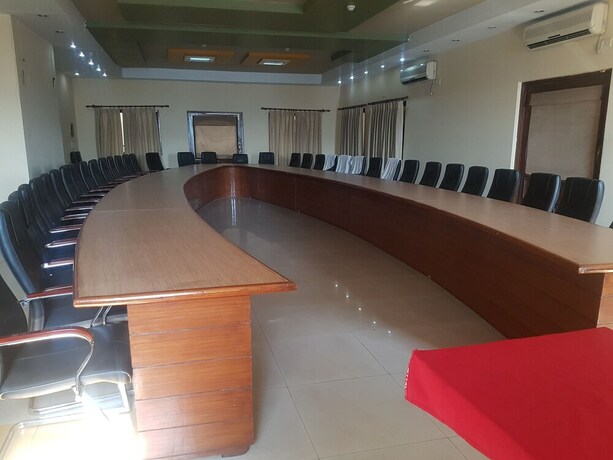 Imagen de los interiores del Hotel Park Inn, Parwanoo. Foto 28