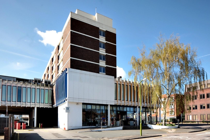 Imagen de los exteriores del Hotel Park Inn Watford. Foto 9