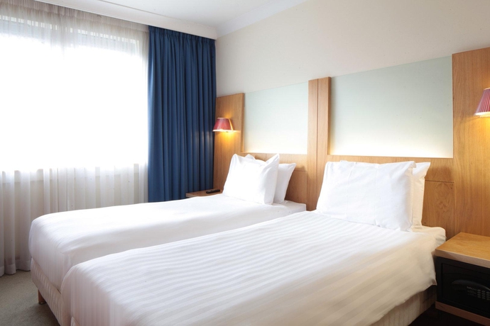 Imagen de la habitación del Hotel Park Inn Watford. Foto 7
