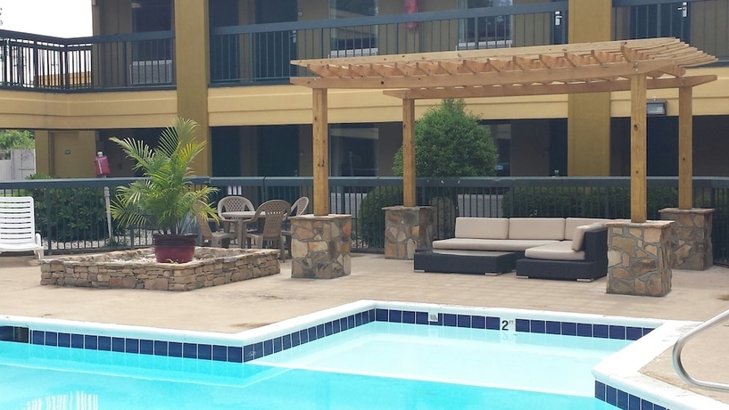 Imagen de la piscina del Hotel Park Inn by Radisson, Attalla-Gadsden. Foto 18