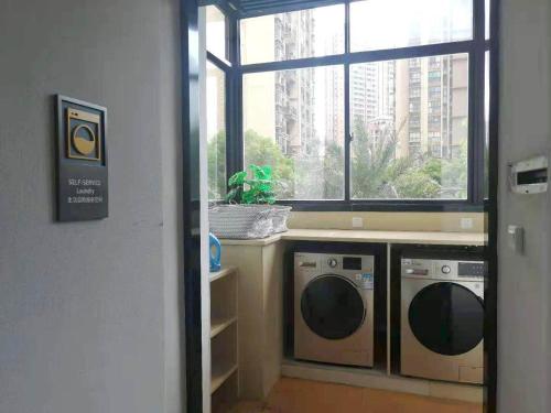 Imagen general del Hotel Park Inn by Radisson Beihai Silver Beach Wanda Plaza. Foto 8