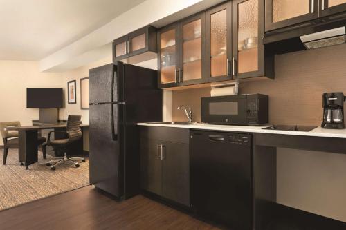 Imagen general del Hotel Park Inn by Radisson, Calgary Airport North, AB. Foto 3