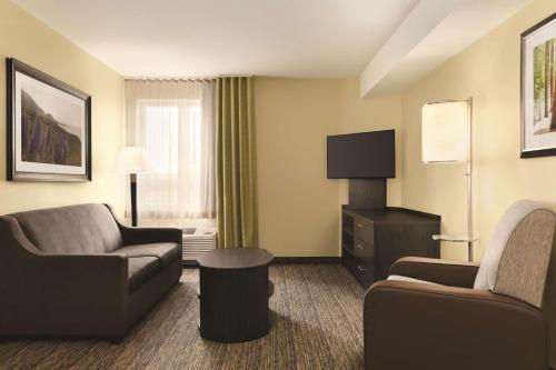 Imagen general del Hotel Park Inn by Radisson, Calgary Airport North, AB. Foto 4