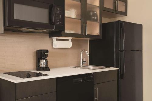 Imagen general del Hotel Park Inn by Radisson, Calgary Airport North, AB. Foto 6