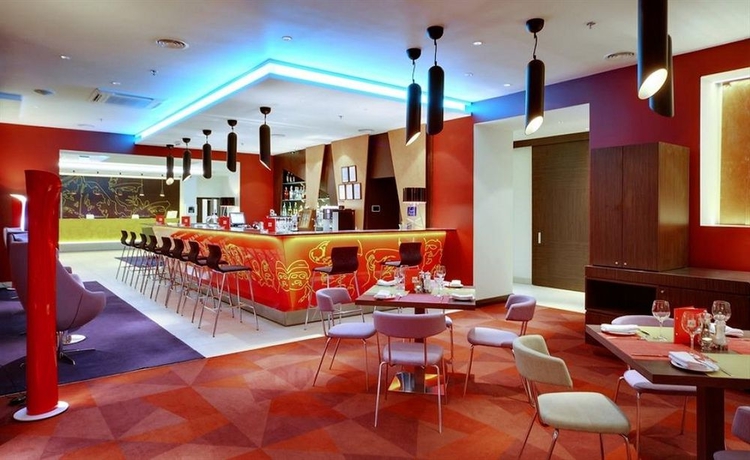 Imagen de los interiores del Hotel Park Inn by Radisson Donetsk. Foto 11