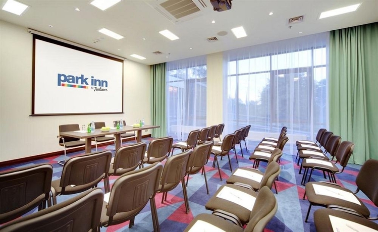 Imagen de los interiores del Hotel Park Inn by Radisson Donetsk. Foto 13
