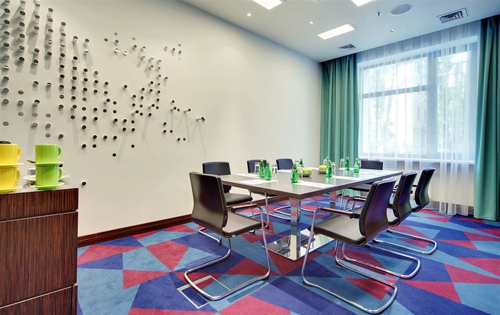 Imagen de los interiores del Hotel Park Inn by Radisson Donetsk. Foto 14