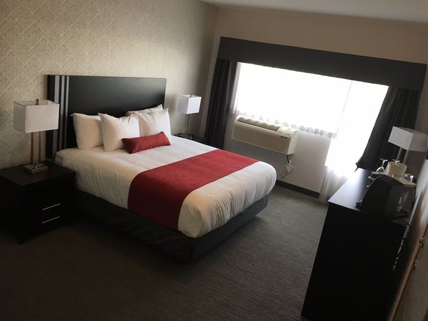Imagen de la habitación del Hotel Park Inn by Radisson Edmonton Airport. Foto 16