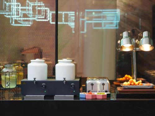 Imagen general del Hotel Park Inn by Radisson Hanzhong Central Square & High speed rail station. Foto 11