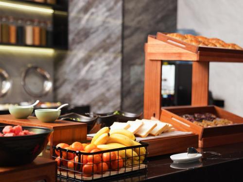 Imagen general del Hotel Park Inn by Radisson Hanzhong Central Square & High speed rail station. Foto 12