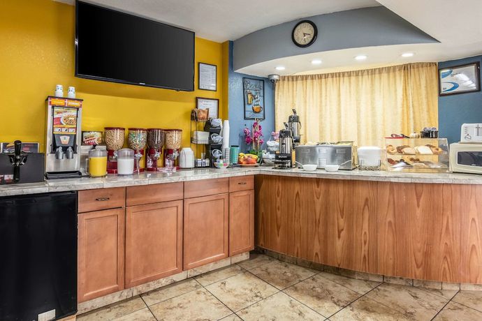 Imagen del bar/restaurante del Hotel Park Inn by Radisson, Macon North. Foto 5